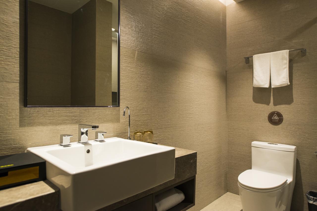 Home Inn Plus Shanghai Zhangjiang Park Exterior foto